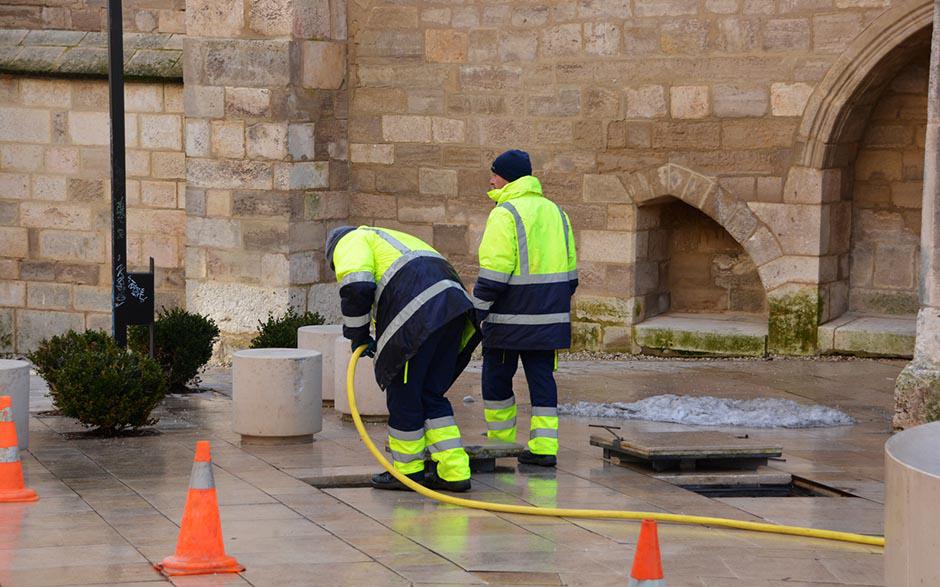 déboucher une toilette sans siphon Montévrain